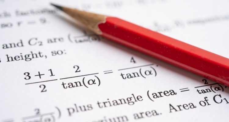 xay-dung-nen-tang-cung-chac-voi-vce-math-general(1).jpg